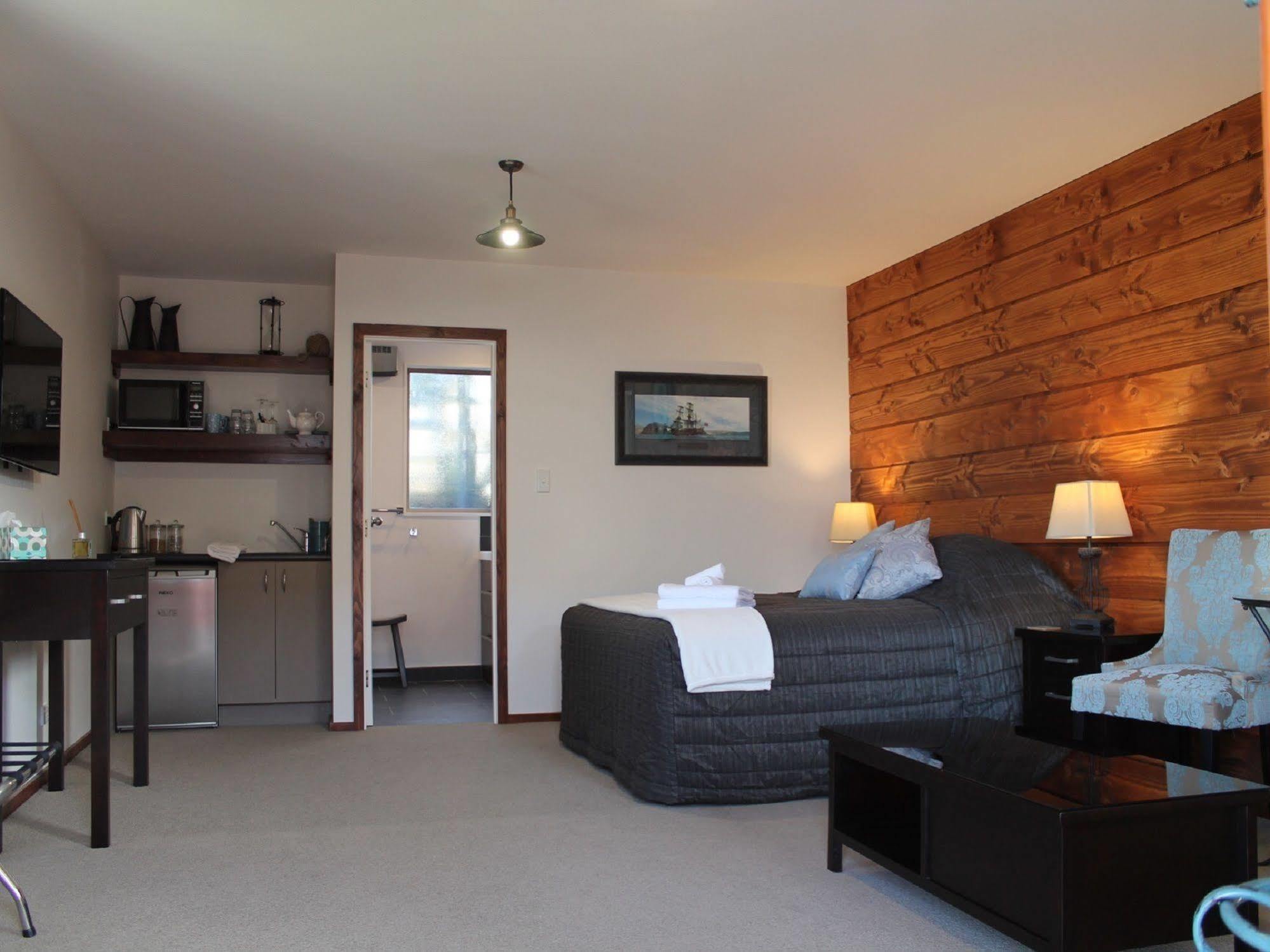Inn The Bay Bed & Breakfast Kaikoura Exterior foto